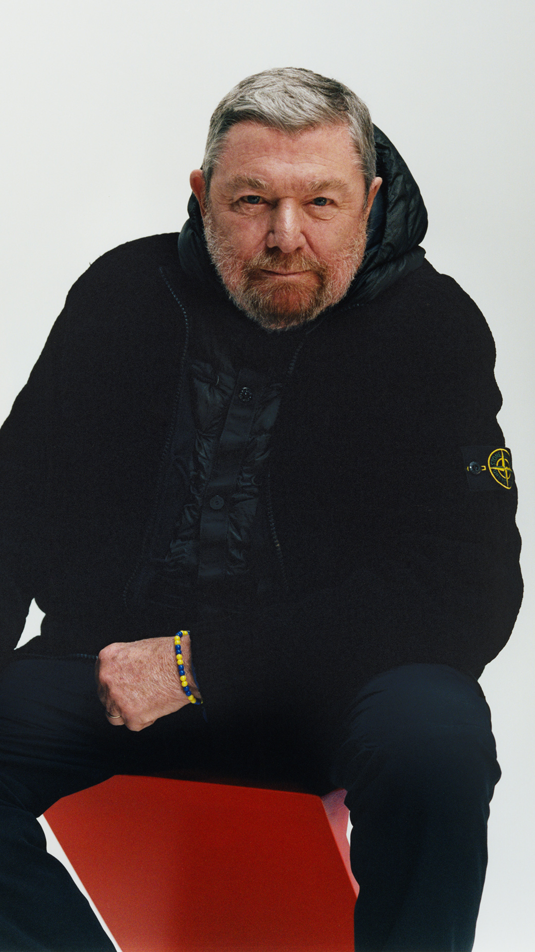 프레지던트 니트를 착용한 Carlo Rivetti | Stone Island FW '024-'025
