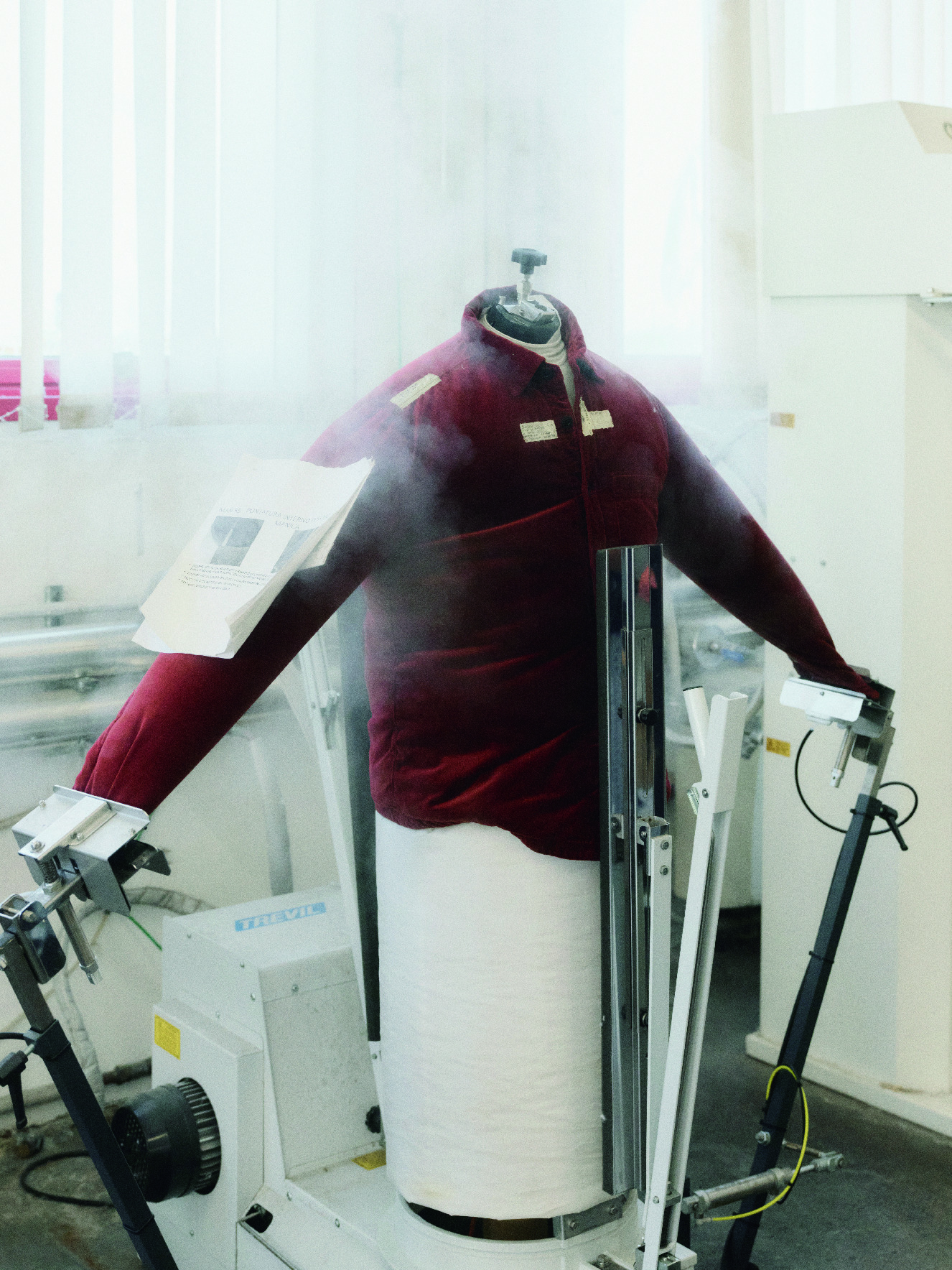 Stone Island ブランドフィロソフィー： LAB